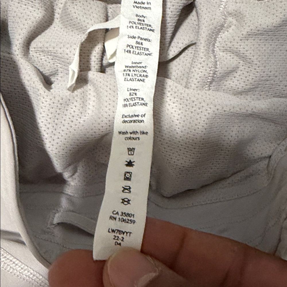 Lululemon Hotty Hot Highrise Special Edition Shorts - Picture 6 of 8